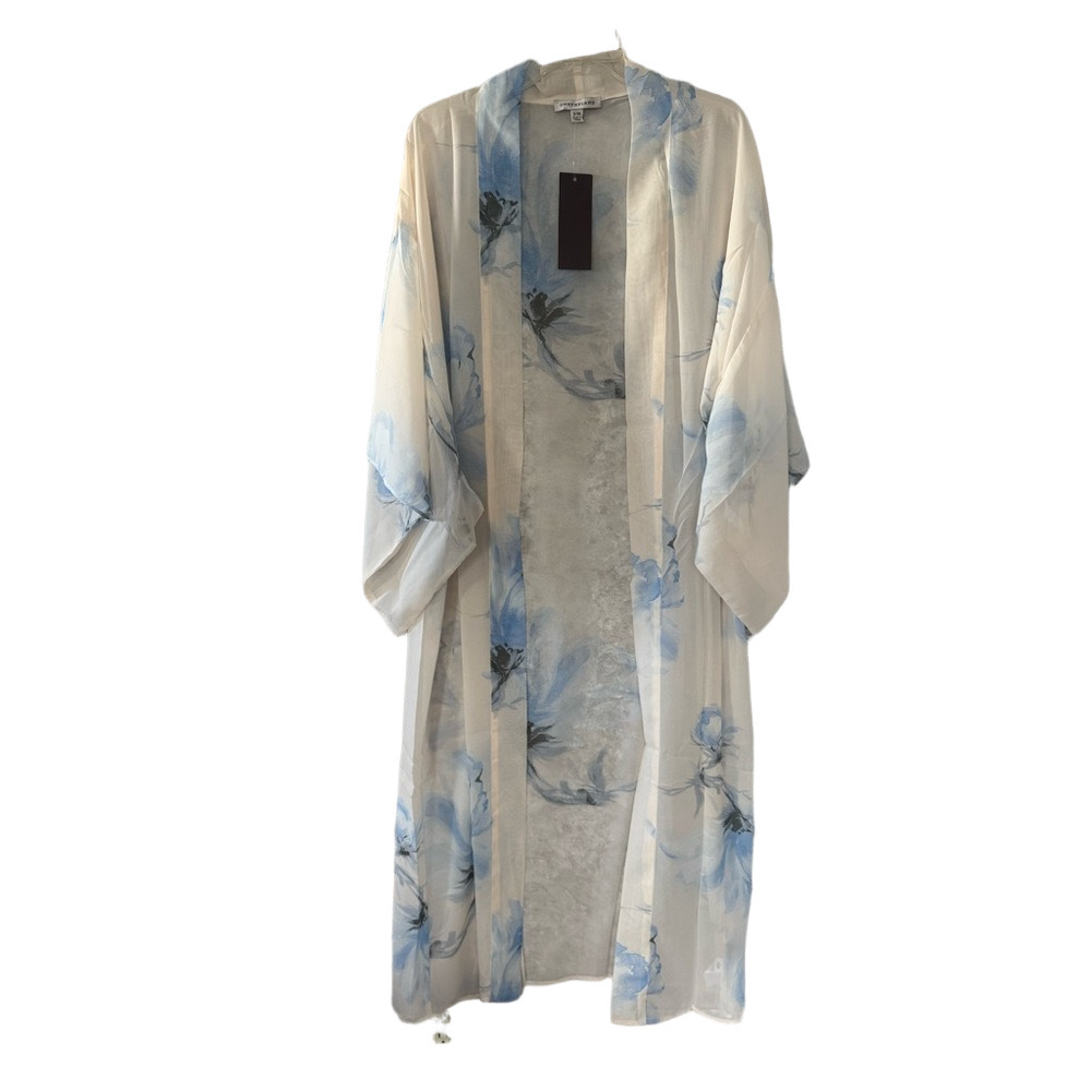 Blue Floral Kimono Elegant